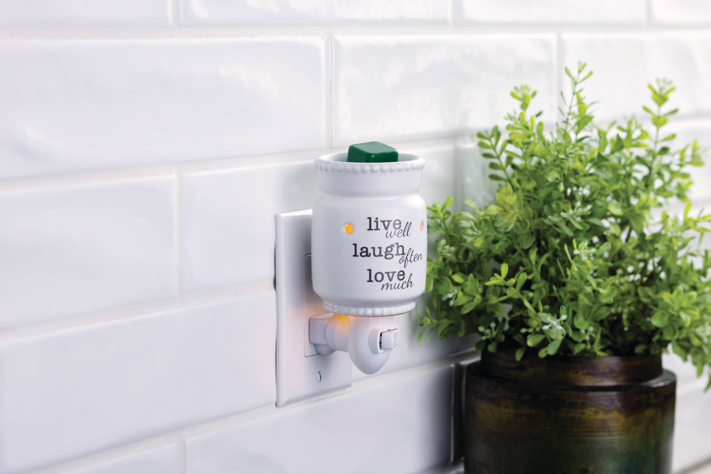 Pluggable Fragrance Warmer-Classic Live Laugh Love